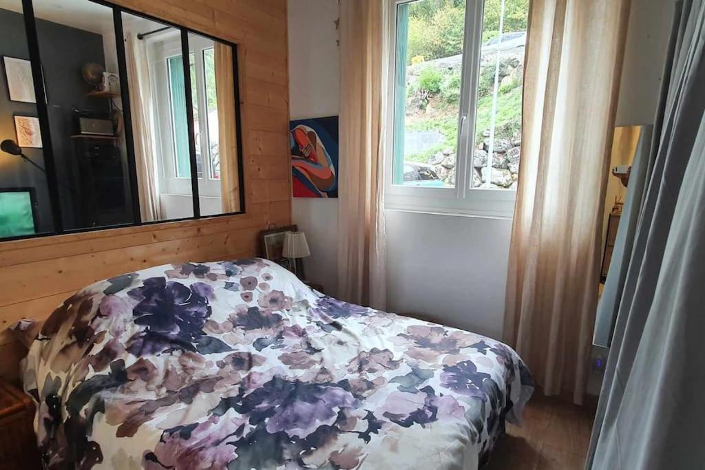 Appart Renove Au Calme Belle Vue Saint-Savin  Kültér fotó